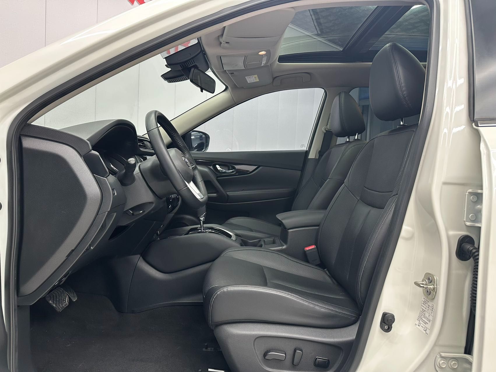 Nissan X-Trail 2023 — миниатюра 5