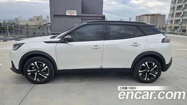 Peugeot 2008 2023 — миниатюра 8