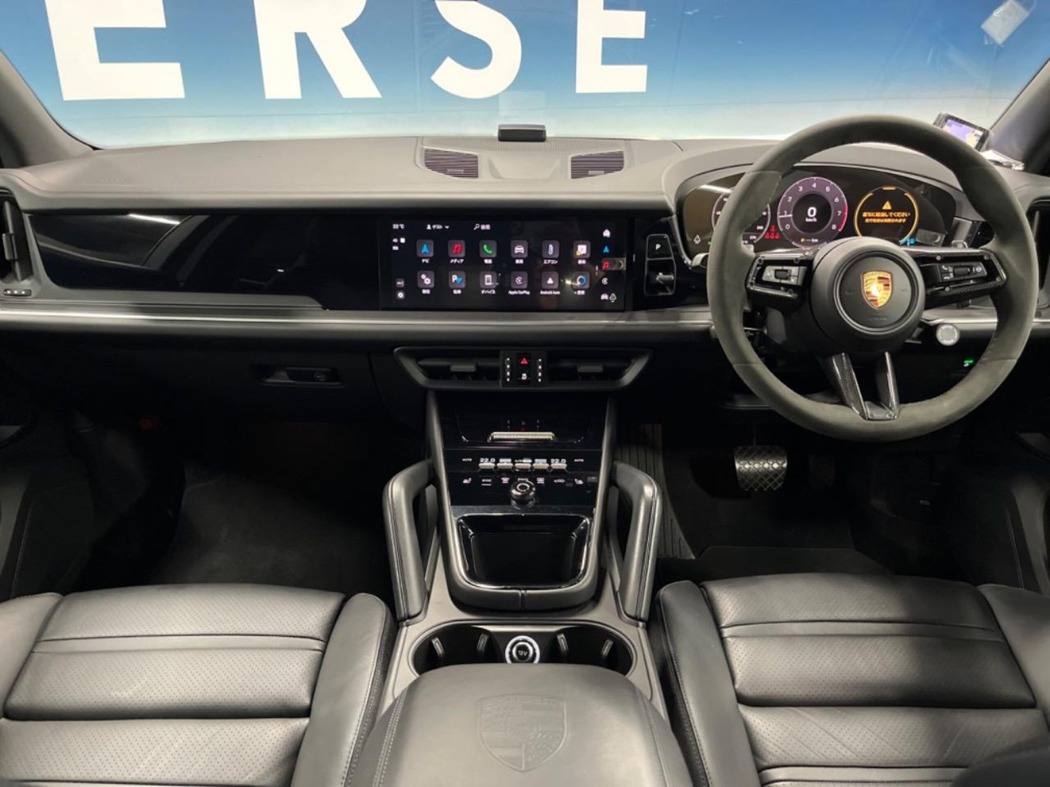 Porsche Cayenne 2023 — миниатюра 2