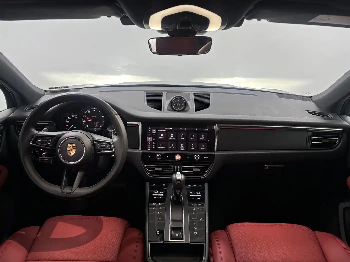 Porsche Macan 2022 — миниатюра 14
