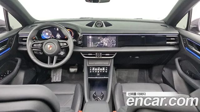 Porsche Macan 2025 — миниатюра 7