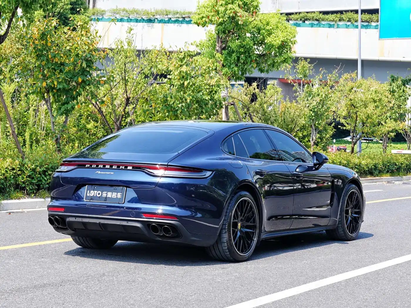 Porsche Panamera 2022 — миниатюра 19
