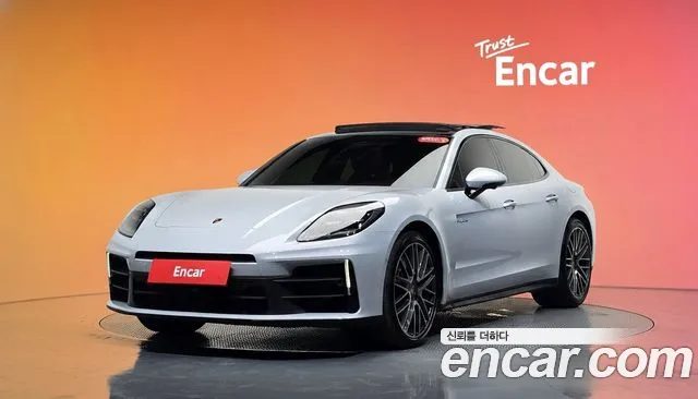 Porsche Panamera 2025 — фото 1