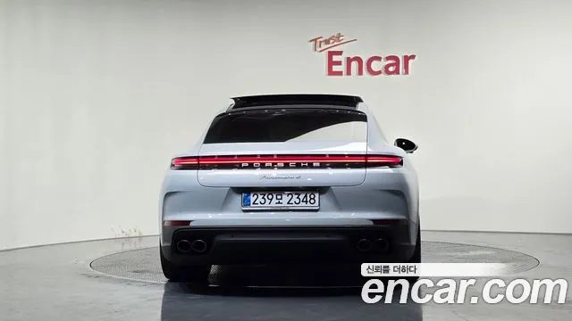Porsche Panamera 2025 — миниатюра 4