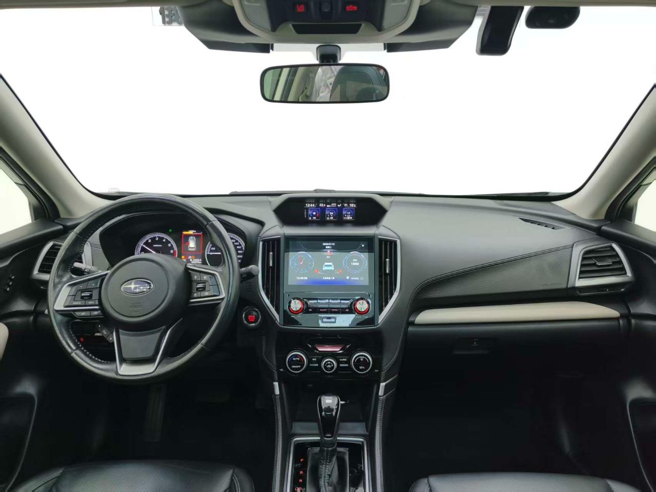 Subaru Forester 2022 — миниатюра 4