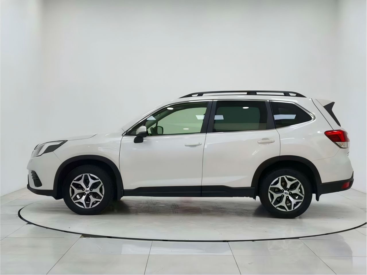 Subaru Forester 2022 — миниатюра 8