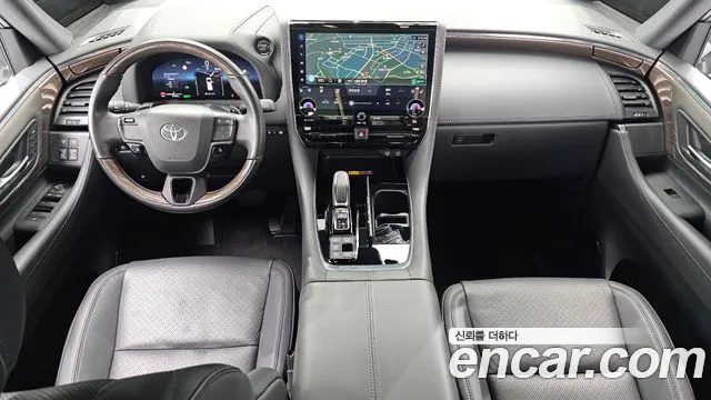 Toyota Alphard 2024 — миниатюра 7