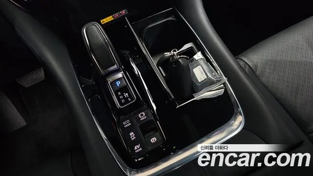 Toyota Alphard 2025 — миниатюра 9