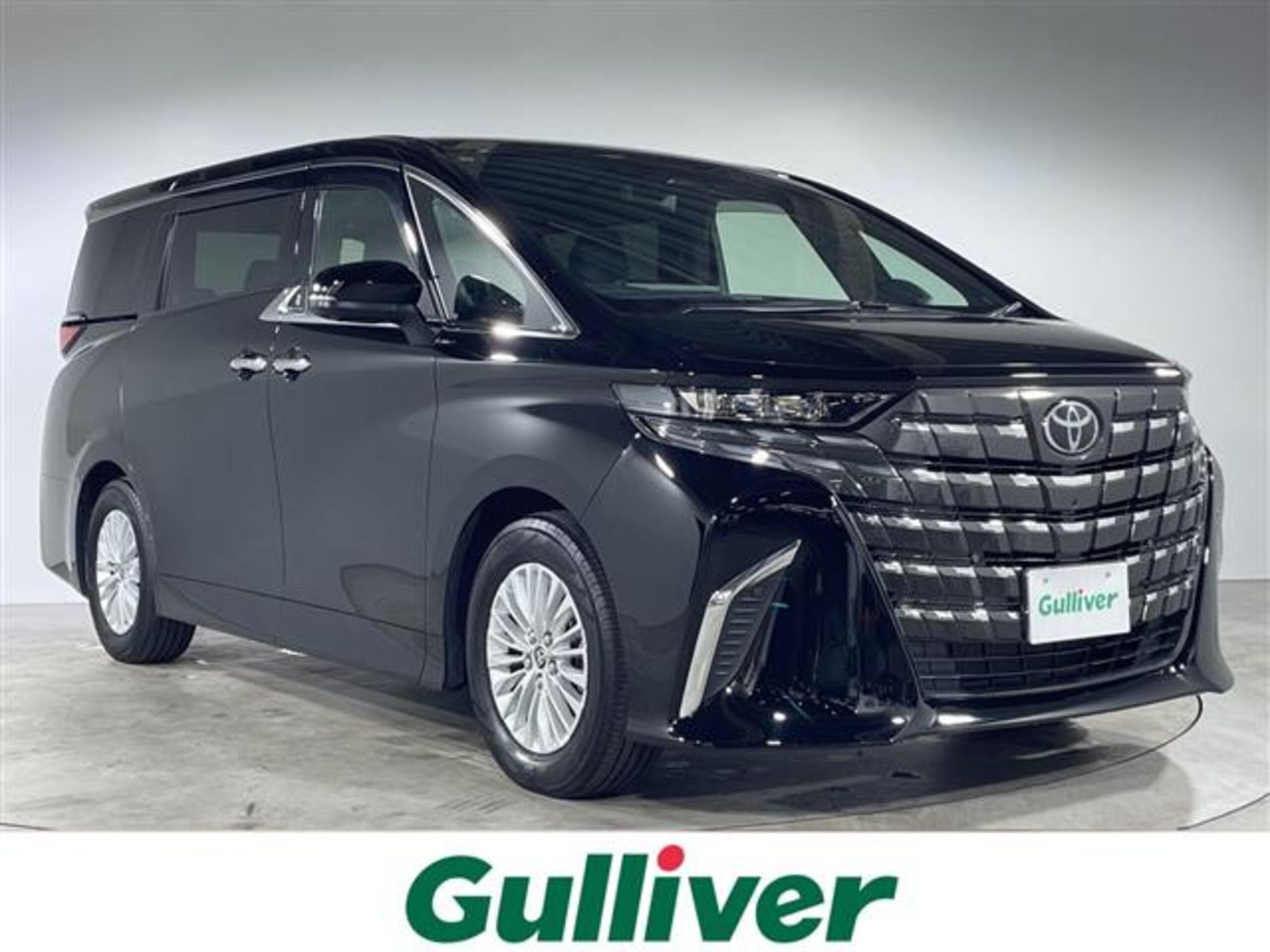 Toyota Alphard 2025 — фото 1
