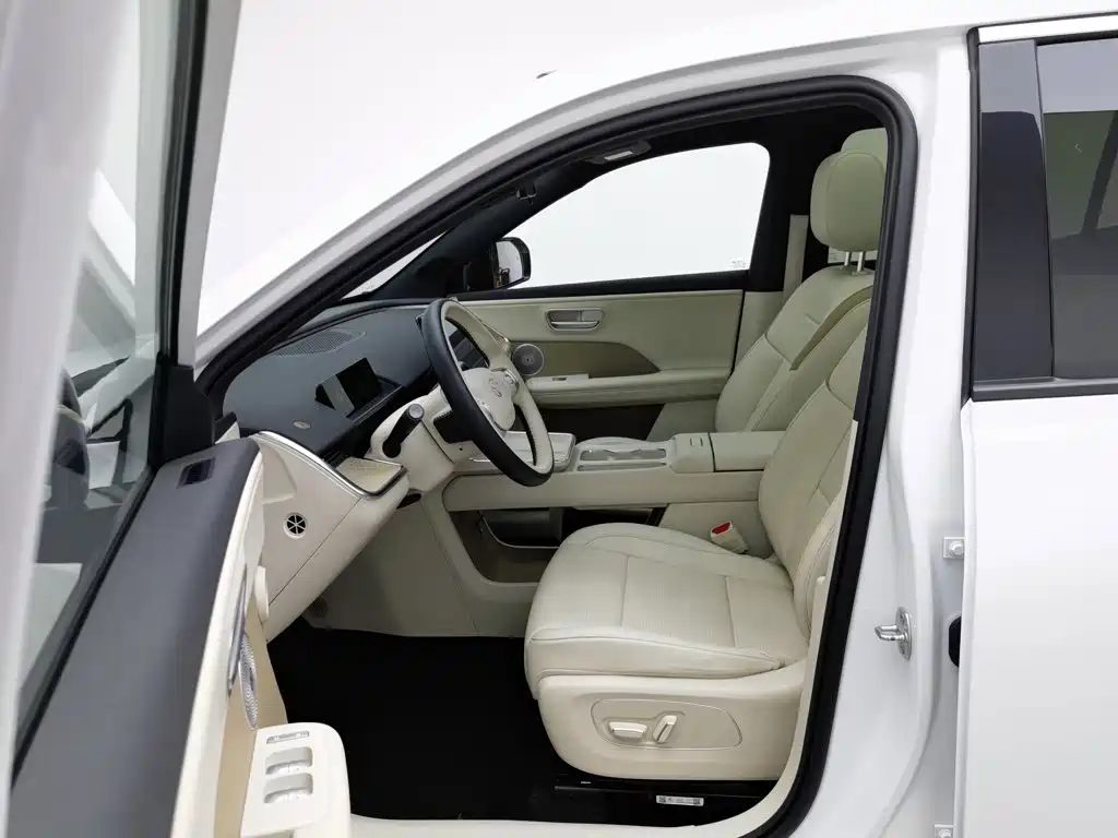 Toyota bZ3X 2025 — миниатюра 10