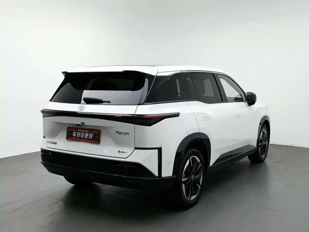 Toyota bZ3X 2025 — миниатюра 2