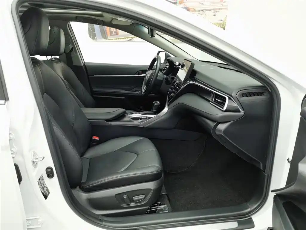 Toyota Camry 2021 — миниатюра 22
