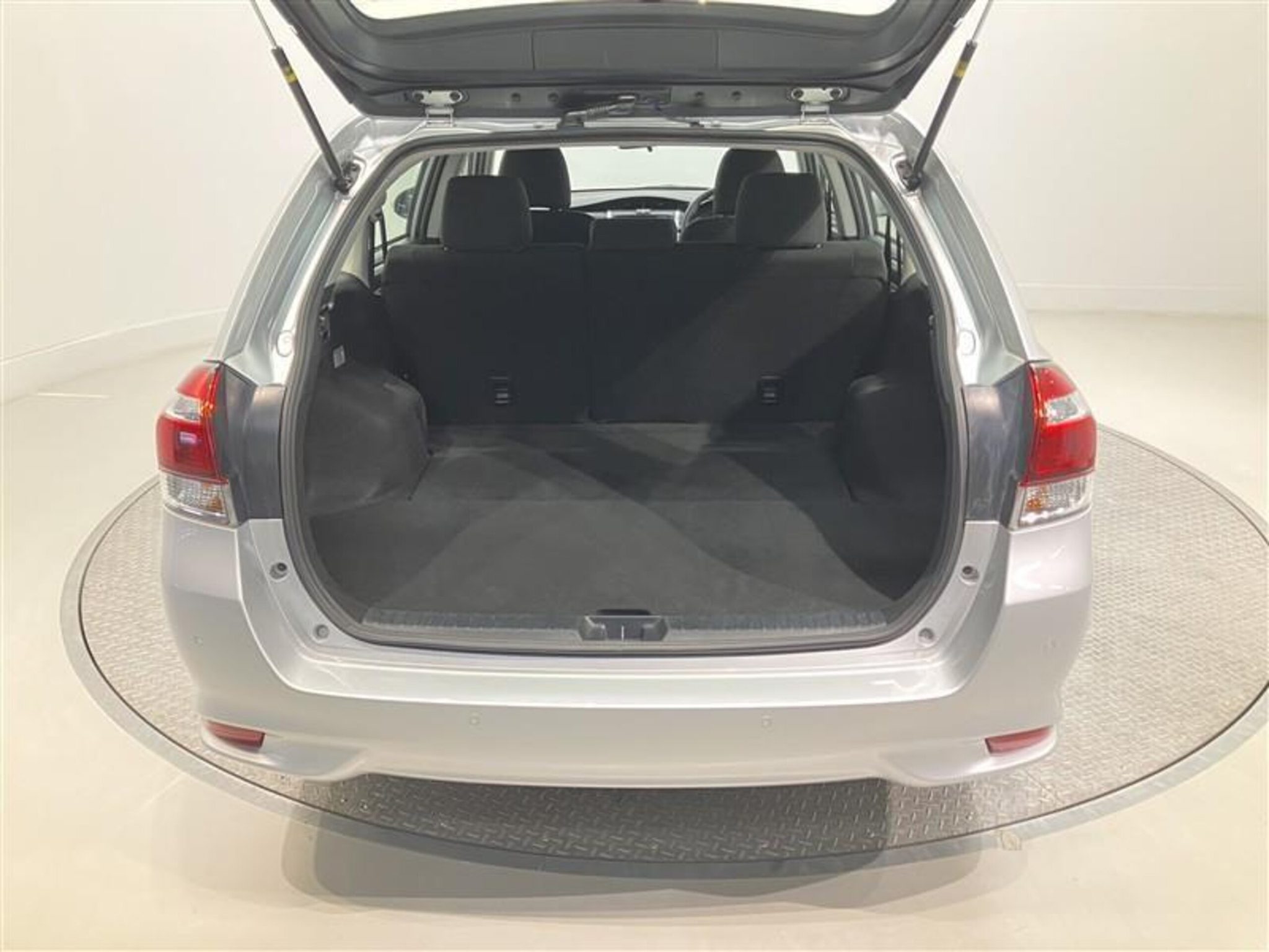 Toyota Corolla 2021 — миниатюра 5