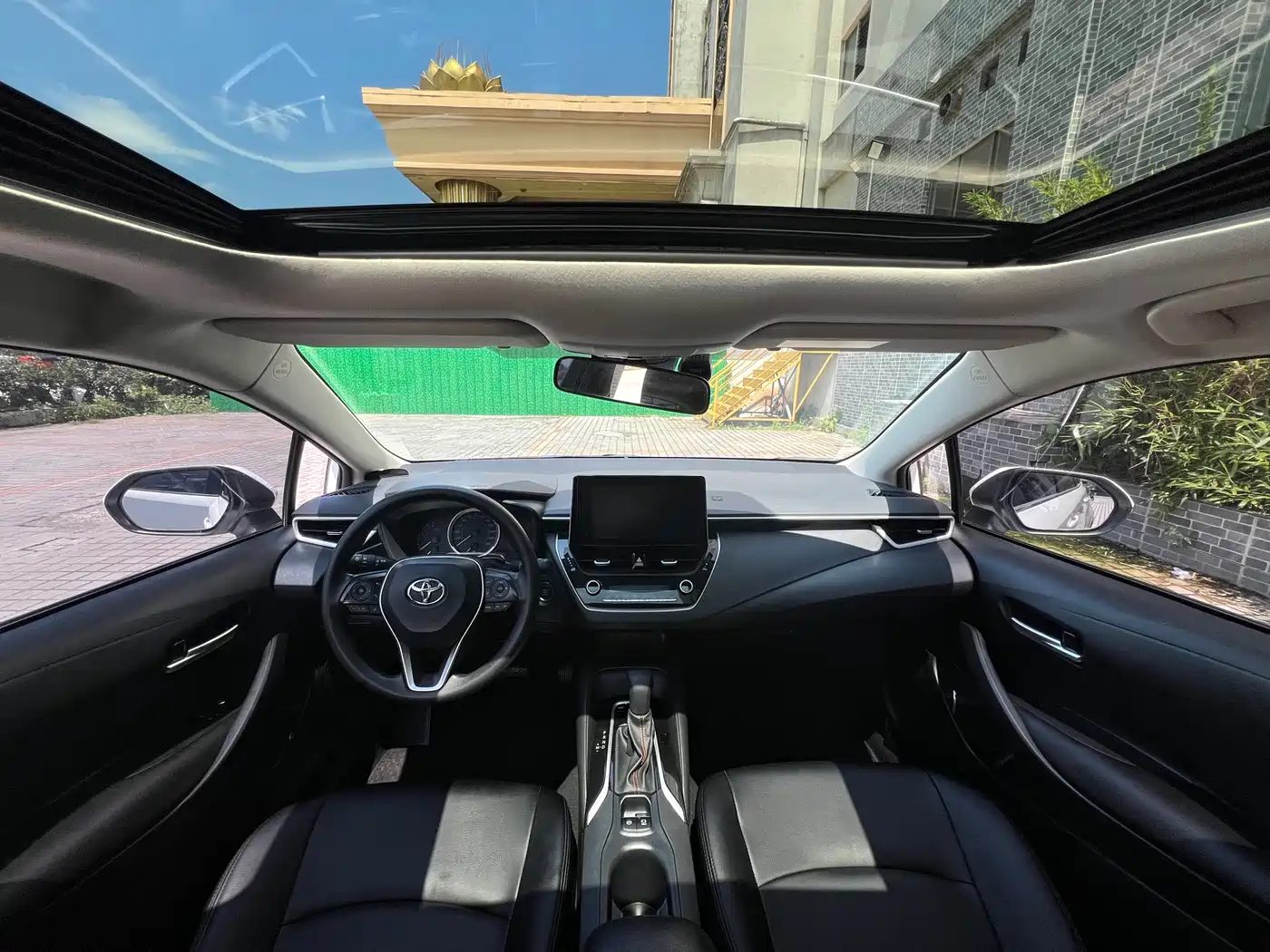 Toyota Corolla 2021 — миниатюра 13