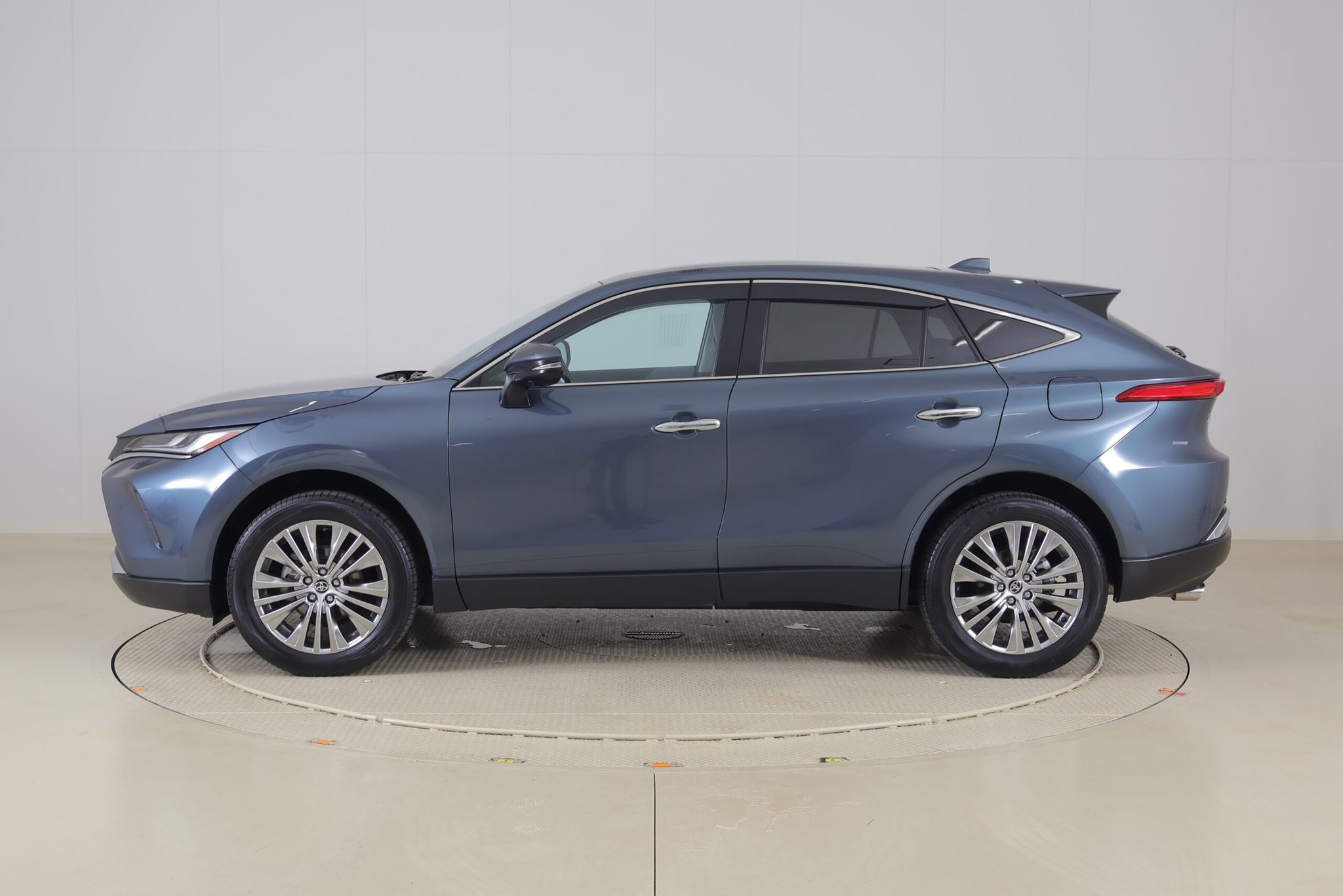 Toyota Harrier 2023 — миниатюра 9