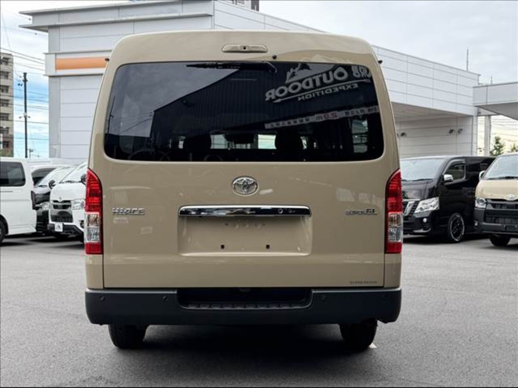Toyota HiAce 2026 — миниатюра 3
