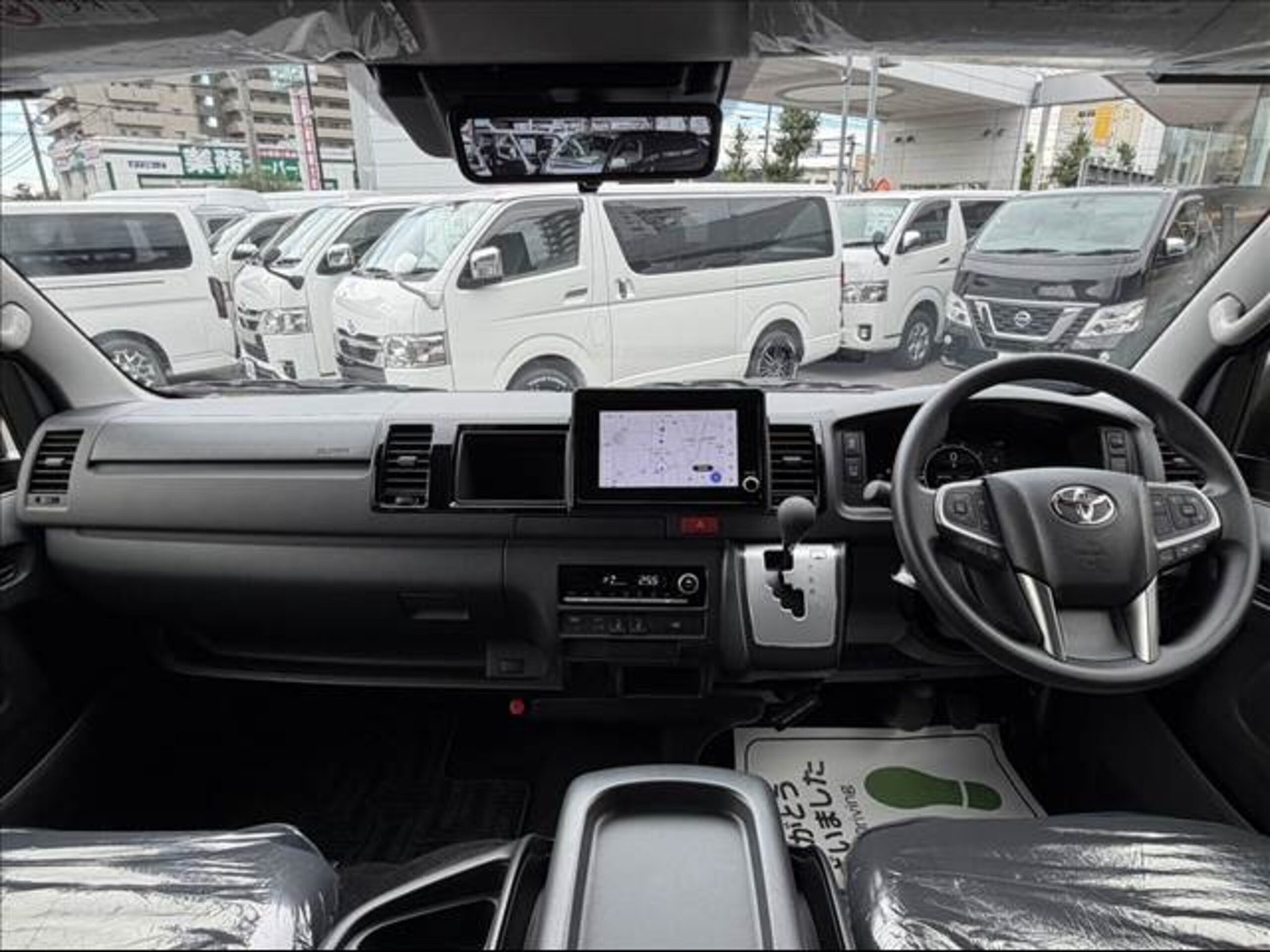 Toyota HiAce 2026 — миниатюра 4