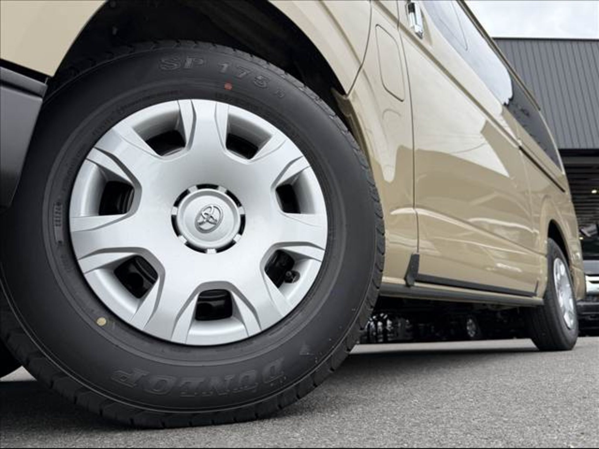 Toyota HiAce 2026 — миниатюра 6