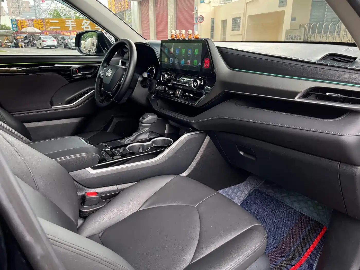 Toyota Highlander 2023 — миниатюра 25