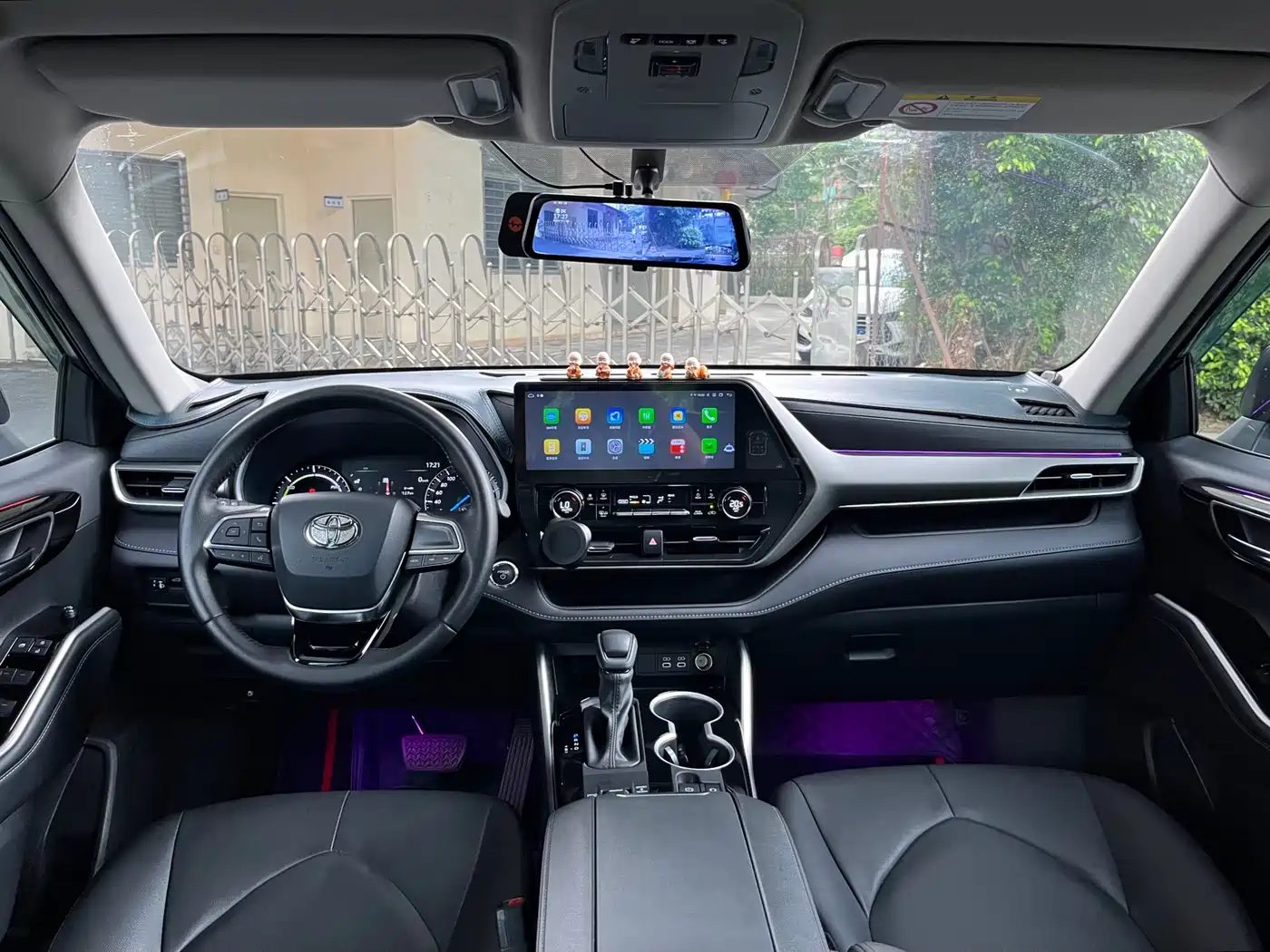 Toyota Highlander 2023 — миниатюра 8