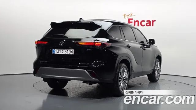 Toyota Highlander 2025 — миниатюра 2