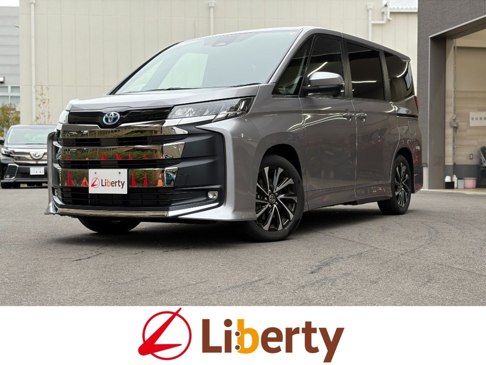 Toyota Noah 2025 — фото 1