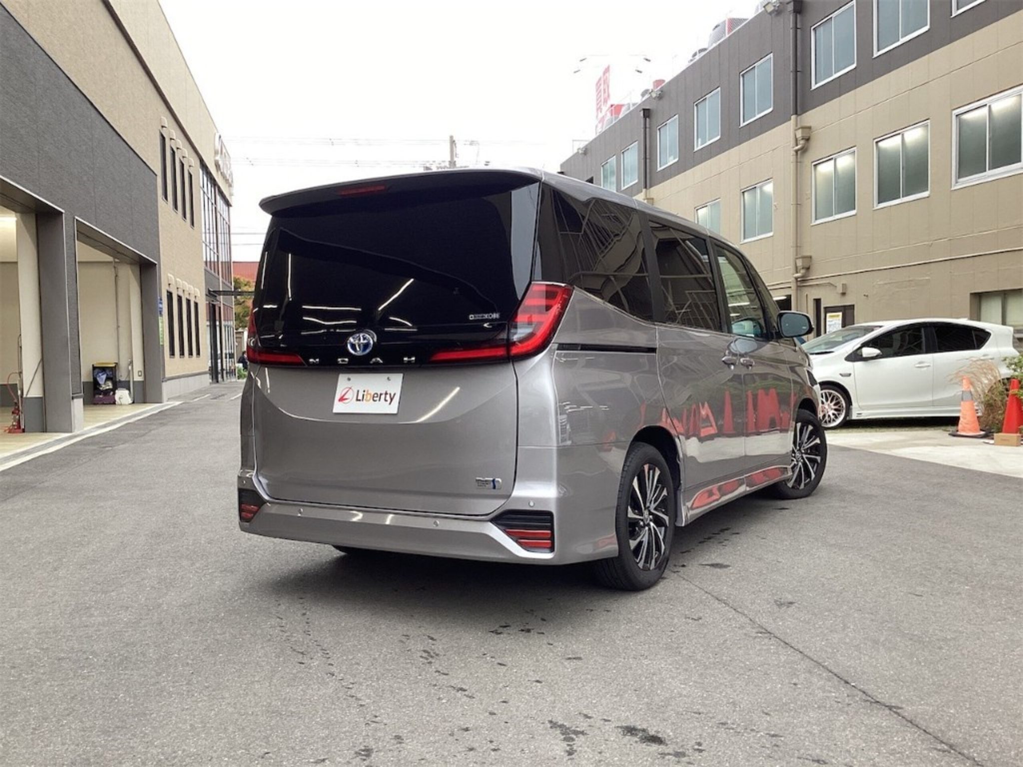 Toyota Noah 2025 — миниатюра 10