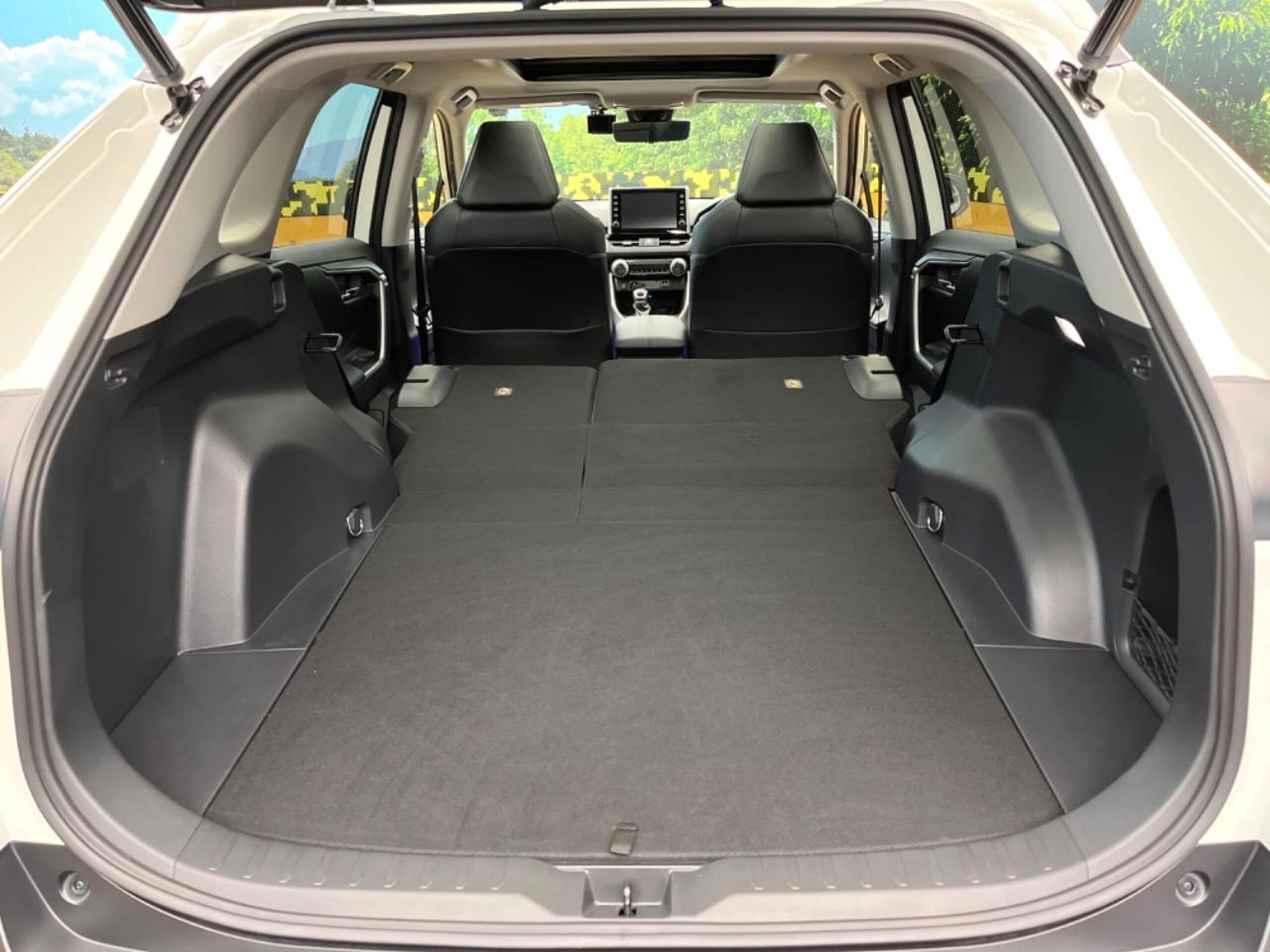 Toyota RAV4 2022 — миниатюра 10