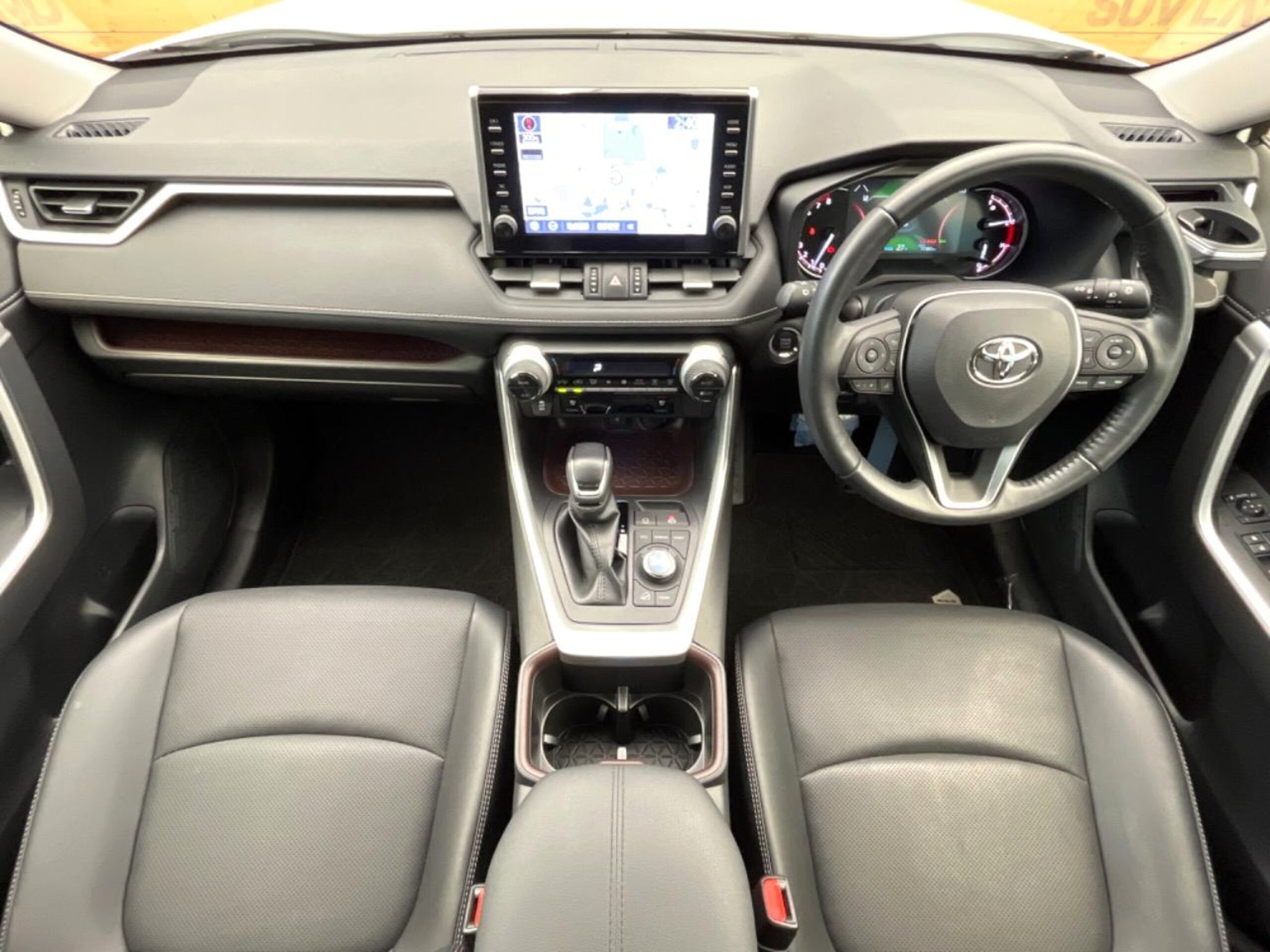 Toyota RAV4 2022 — миниатюра 2