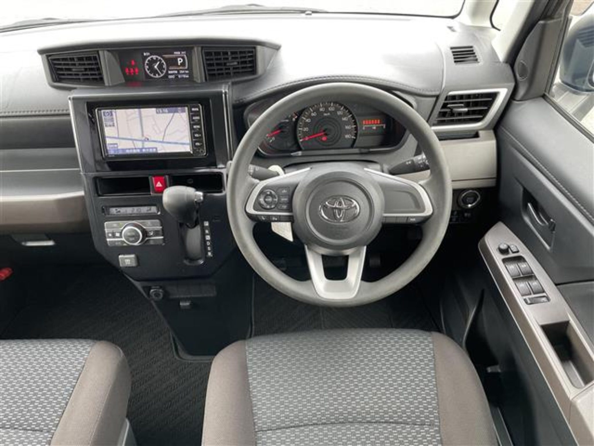 Toyota Roomy 2021 — миниатюра 4