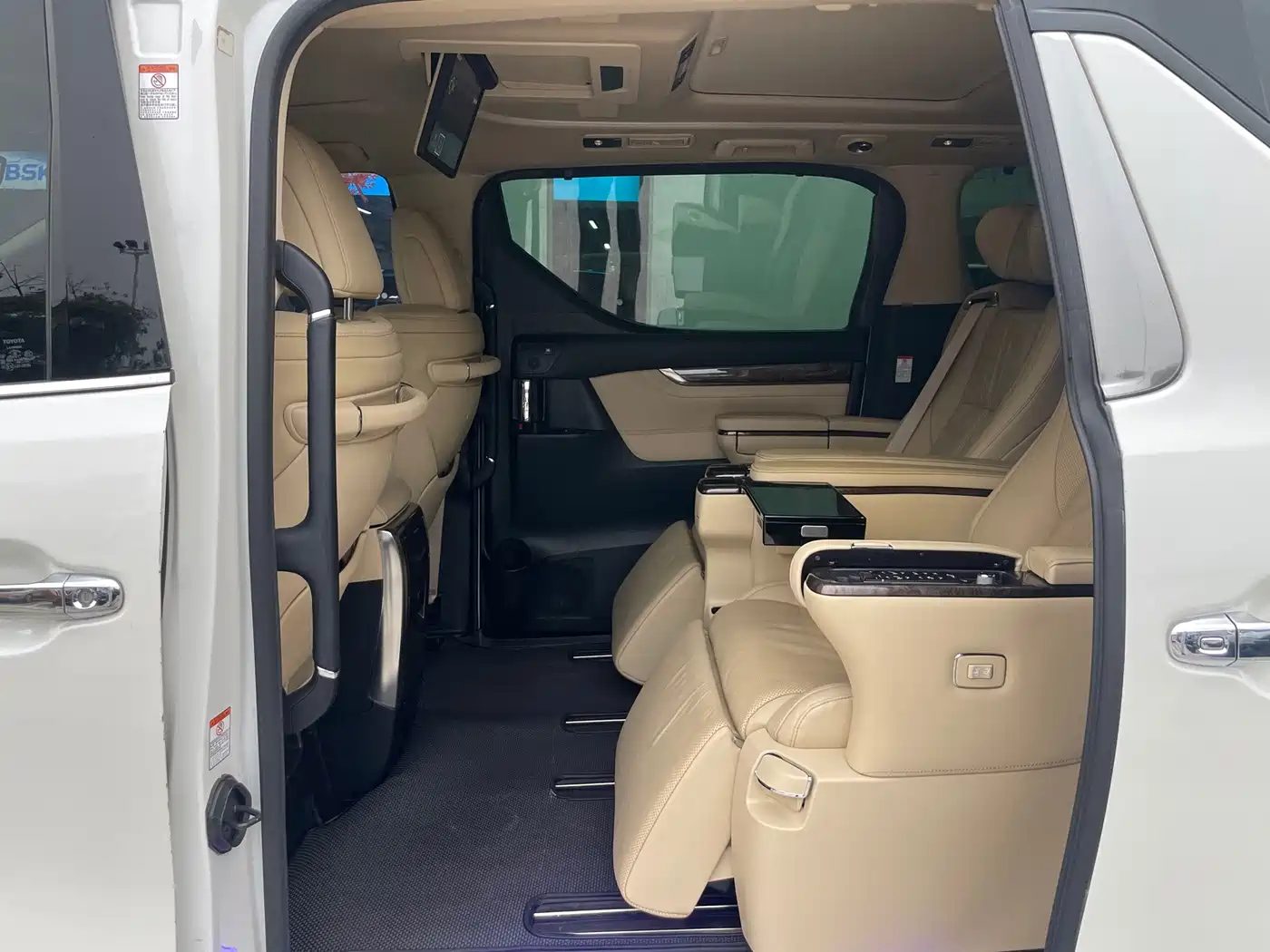 Toyota Vellfire 2021 — миниатюра 15