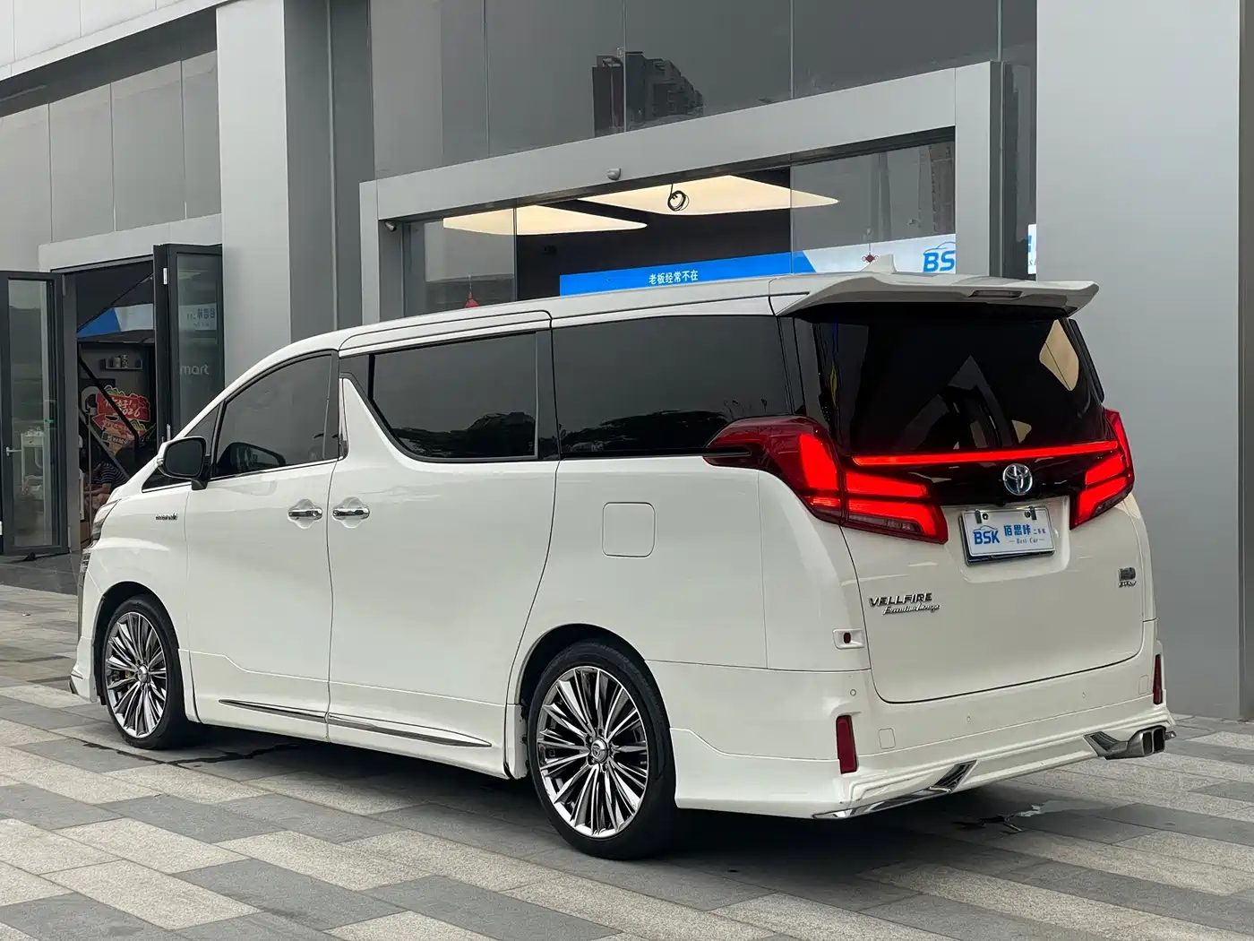 Toyota Vellfire 2021 — миниатюра 19