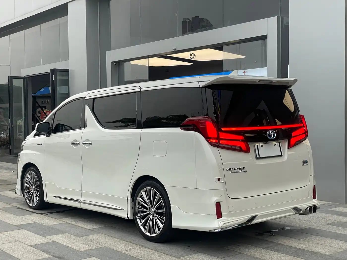 Toyota Vellfire 2021 — миниатюра 21
