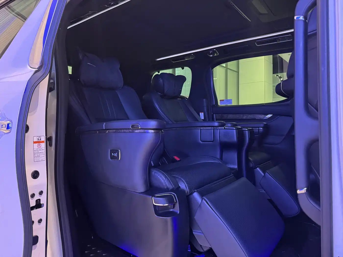 Toyota Vellfire 2021 — миниатюра 12