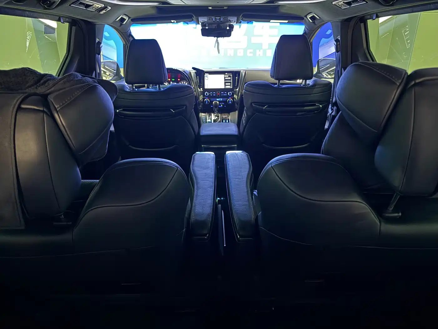 Toyota Vellfire 2021 — миниатюра 14