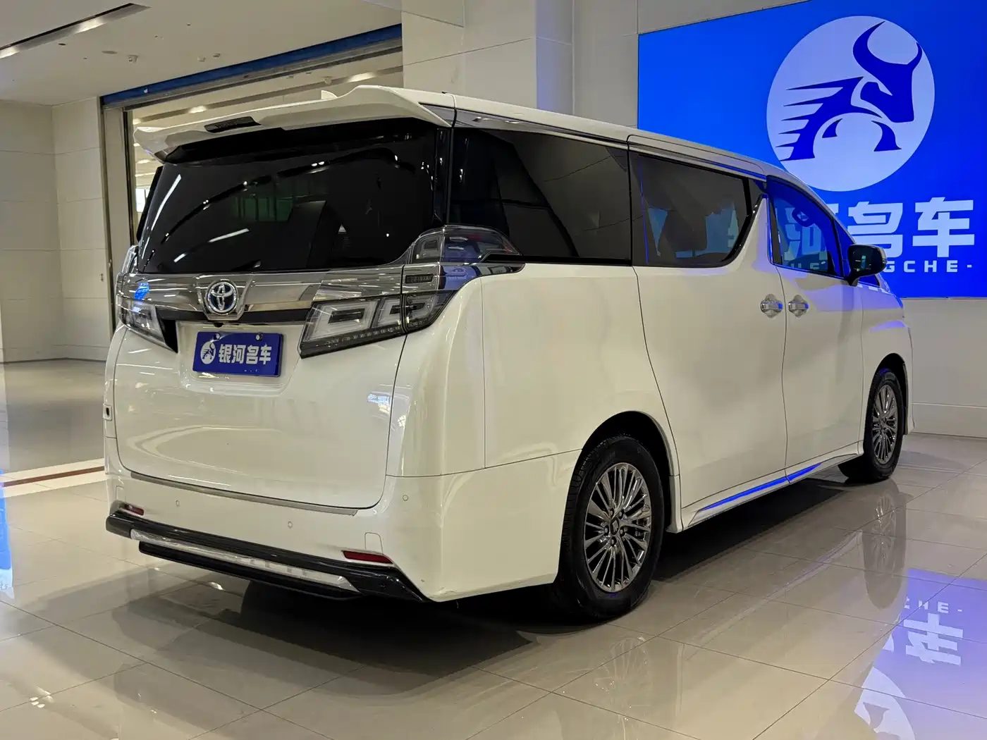 Toyota Vellfire 2021 — миниатюра 15