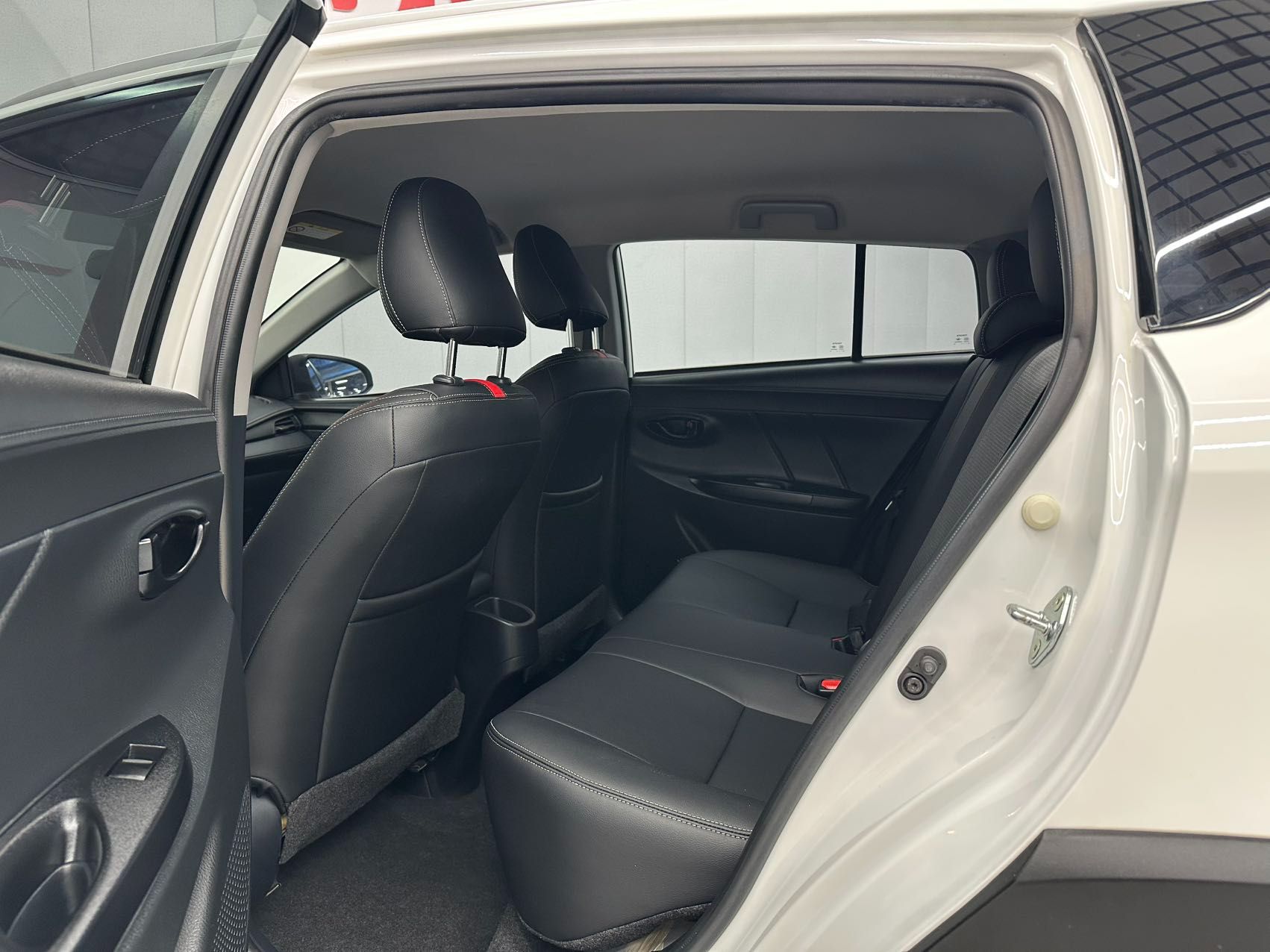 Toyota Yaris X 2022 — миниатюра 5