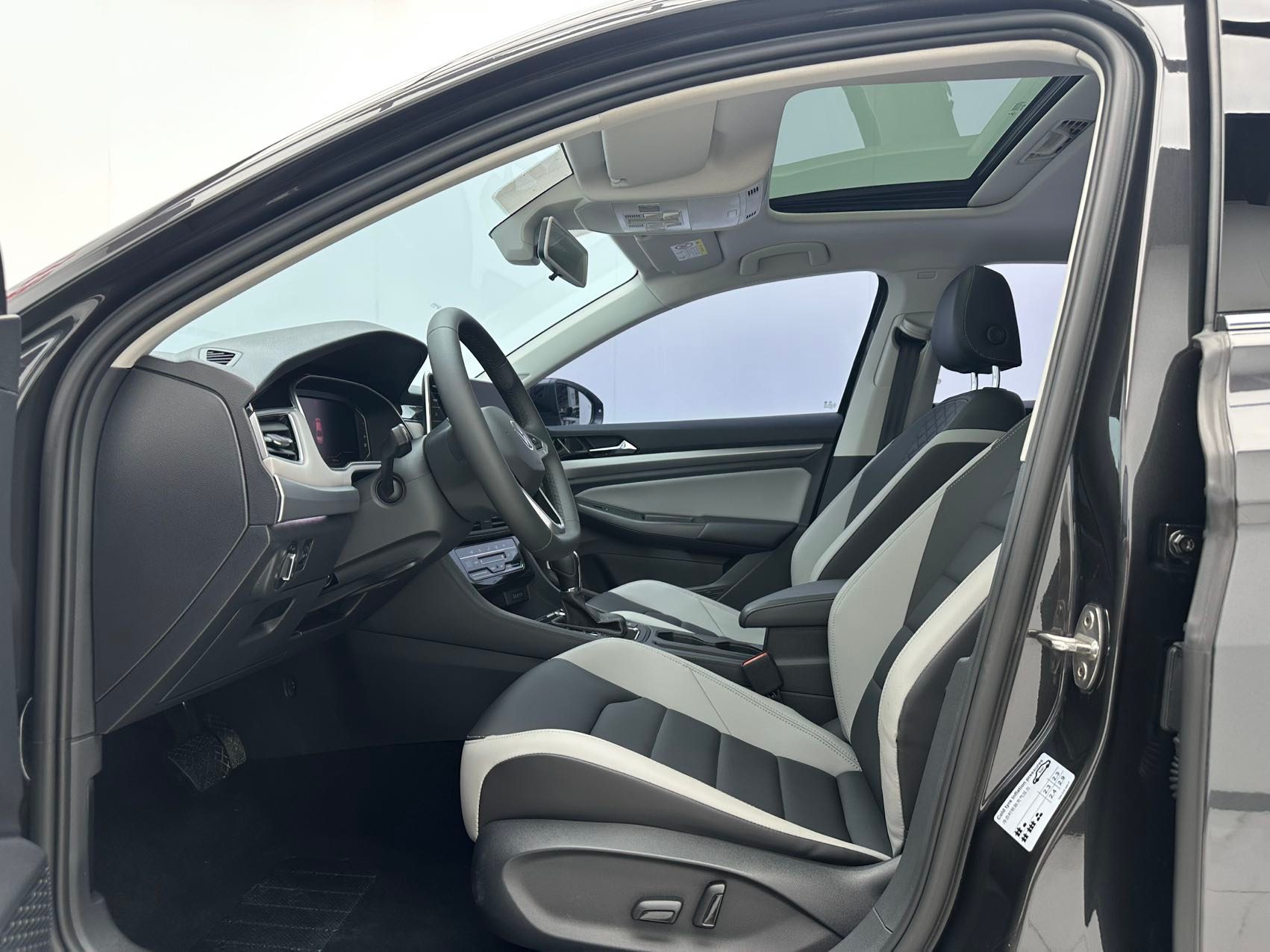 Volkswagen Bora 2022 — миниатюра 10
