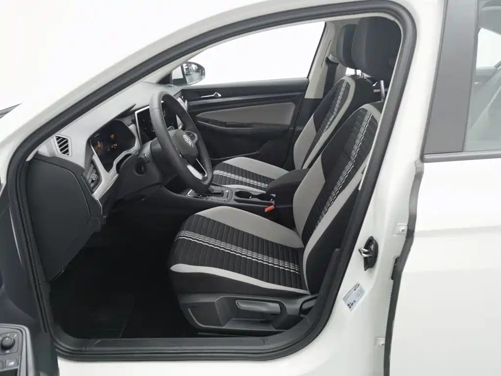 Volkswagen Bora 2022 — миниатюра 10