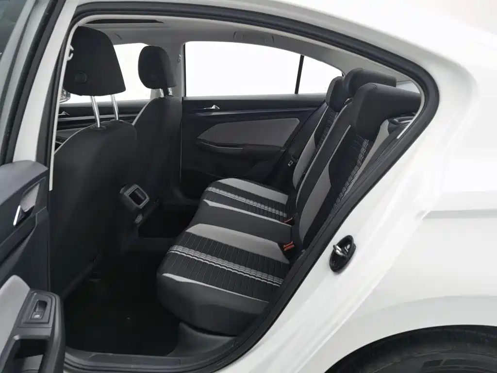 Volkswagen Bora 2022 — миниатюра 15