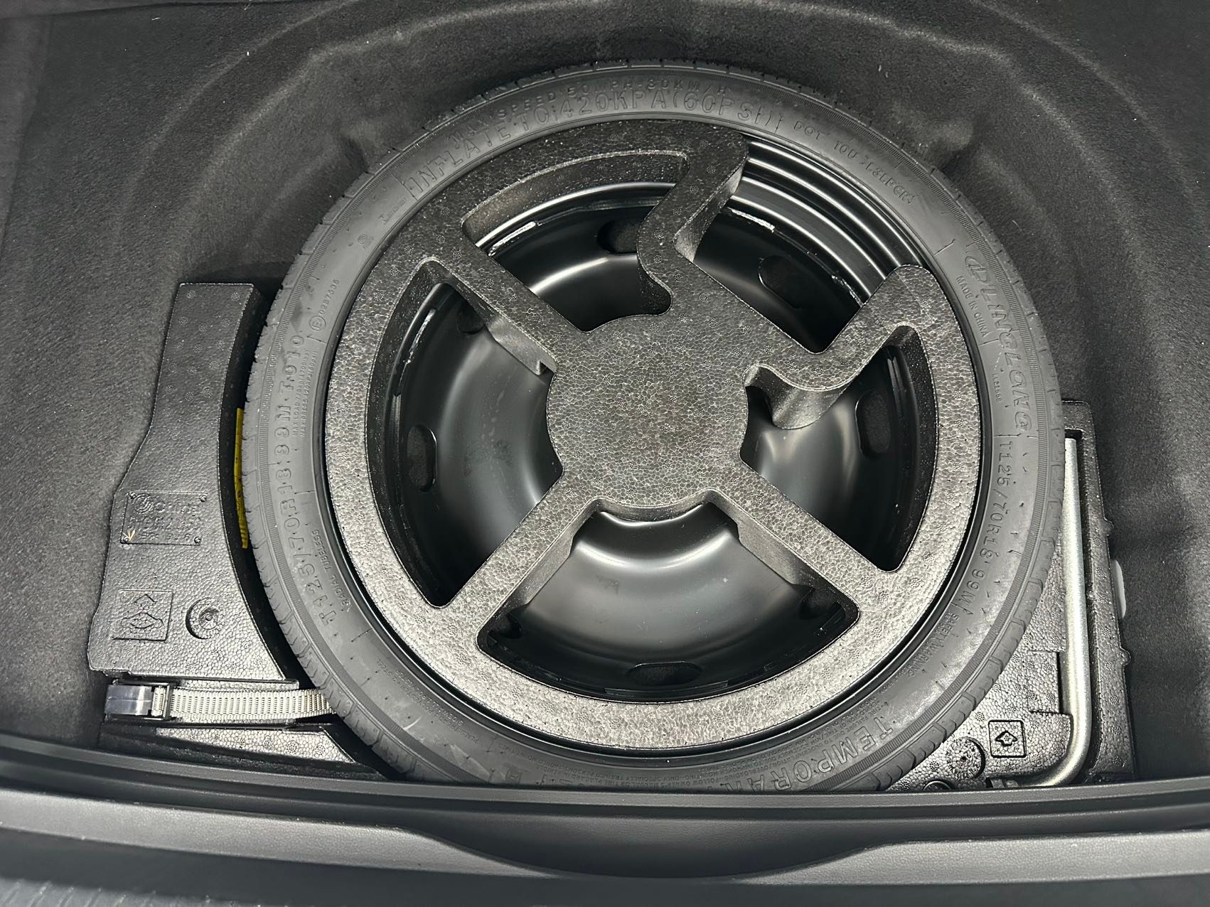 Volkswagen Golf 2023 — миниатюра 19