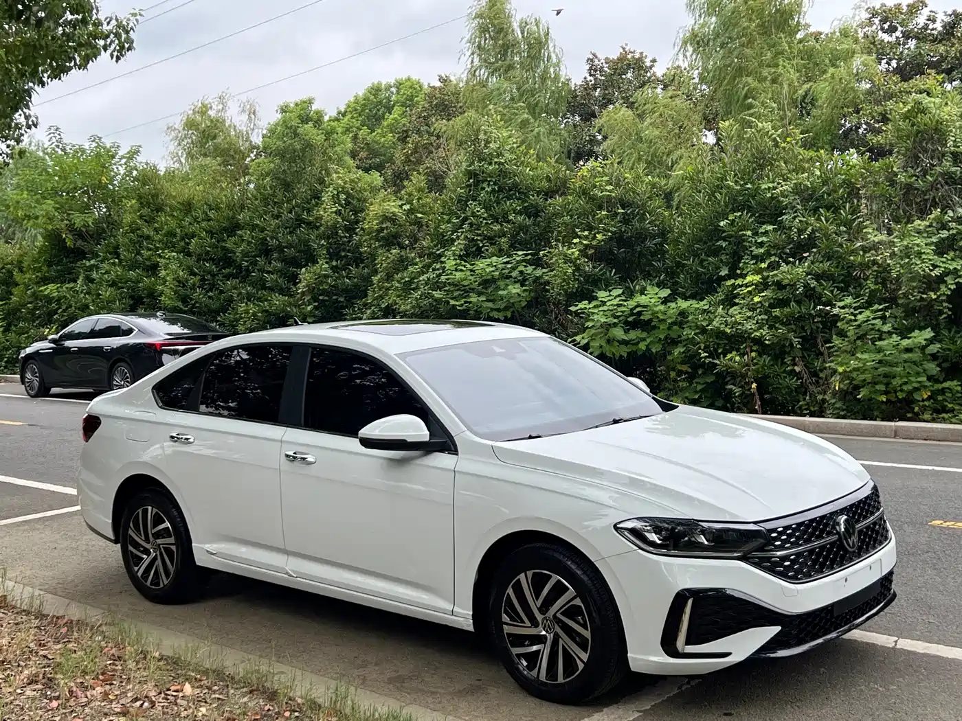Volkswagen Lavida 2025 — миниатюра 3