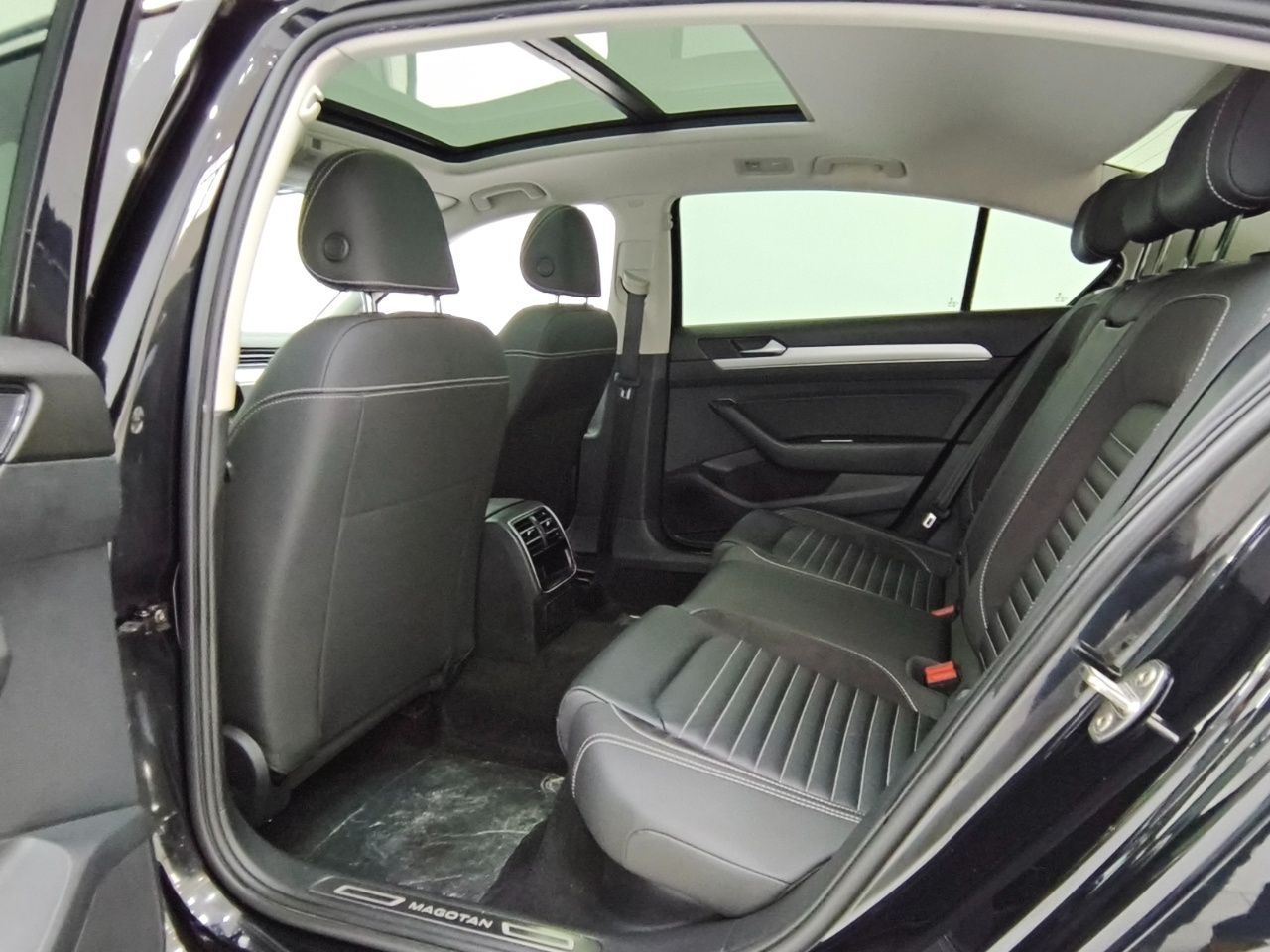 Volkswagen Magotan 2020 — миниатюра 2