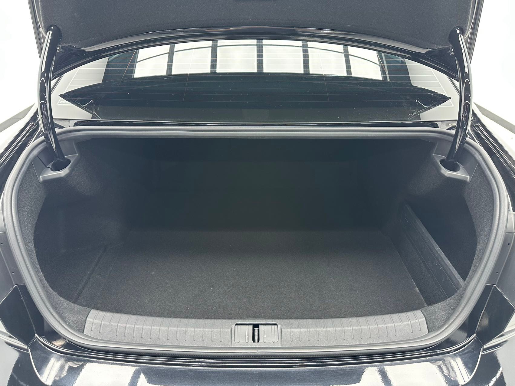 Volkswagen Magotan 2023 — миниатюра 17