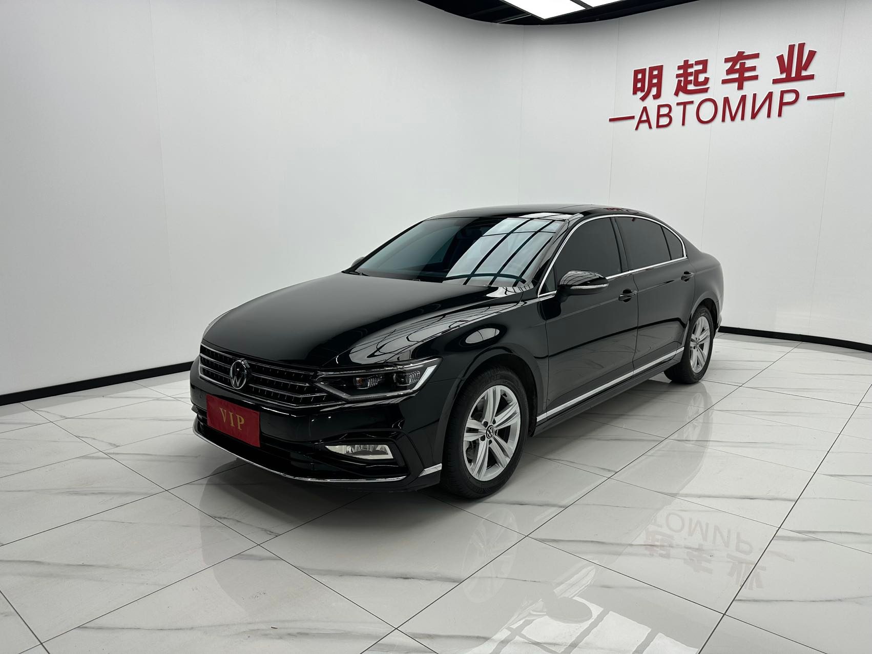 Volkswagen Magotan 2023 — миниатюра 3