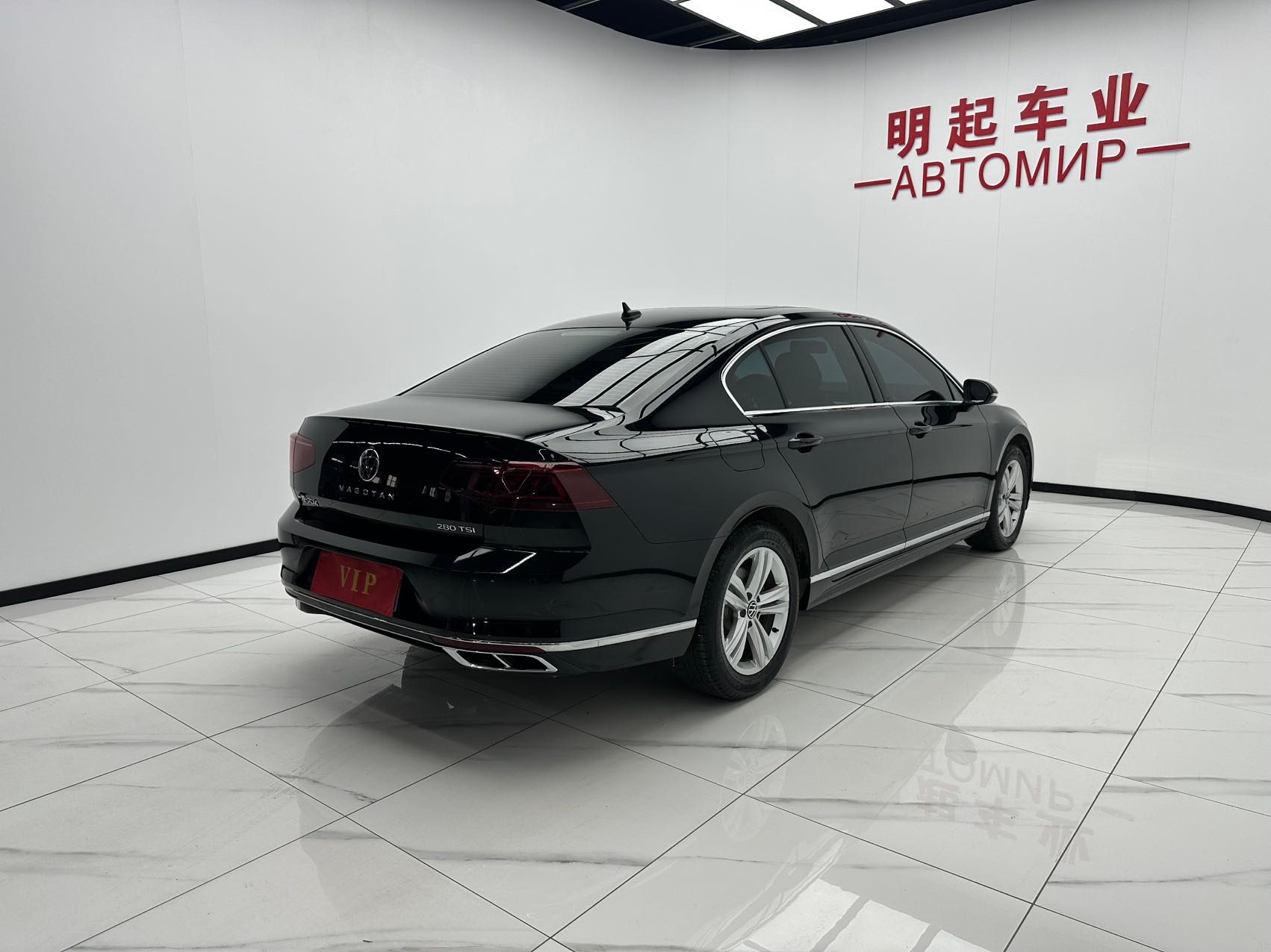 Volkswagen Magotan 2023 — миниатюра 5