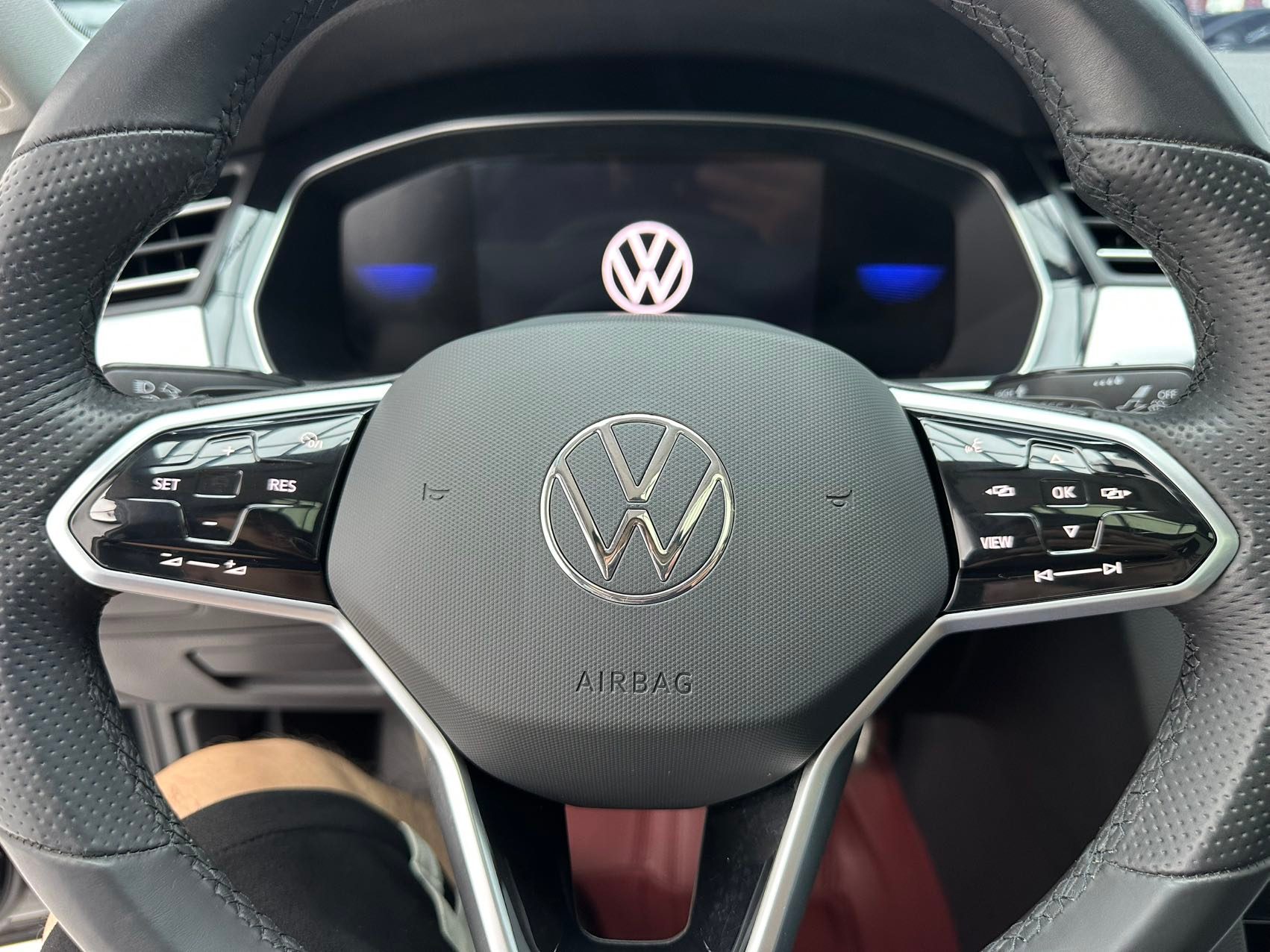 Volkswagen Magotan 2023 — миниатюра 8
