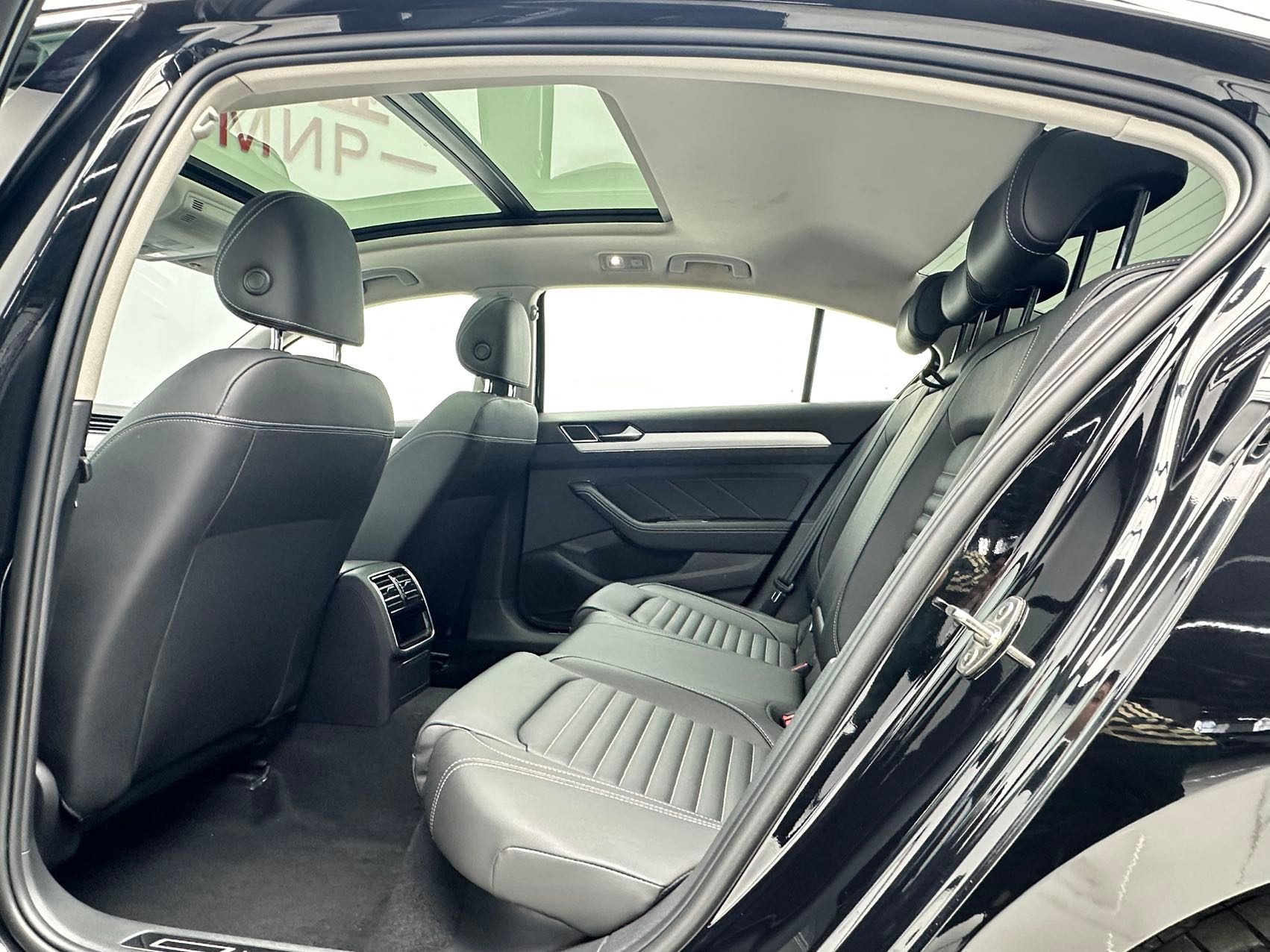 Volkswagen Magotan 2023 — миниатюра 11