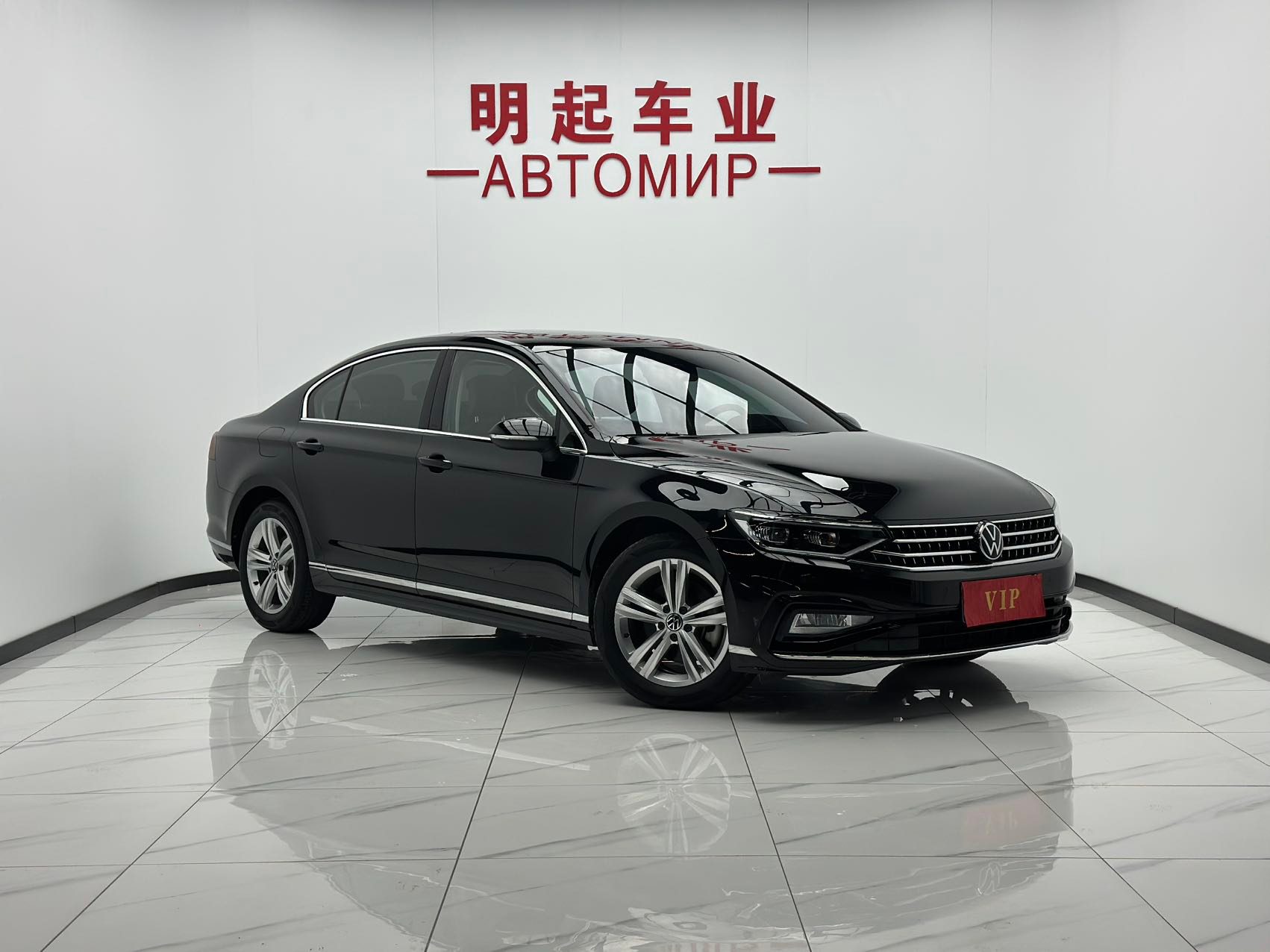 Volkswagen Magotan 2023 — миниатюра 2