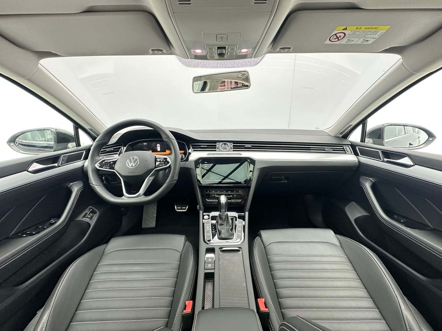 Volkswagen Magotan 2023 — миниатюра 7